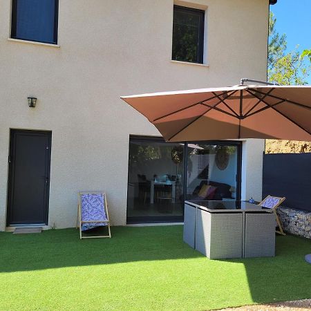Appartement Tout Equipe En Rez-De-Jardin Entre Gard Et Ardeche Saint-Julien-de-Peyrolas Eksteriør billede